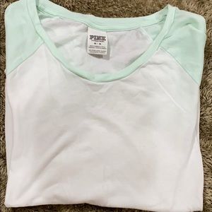 VS pink t shirt